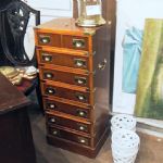 207 3402 CHEST OF DRAWERS